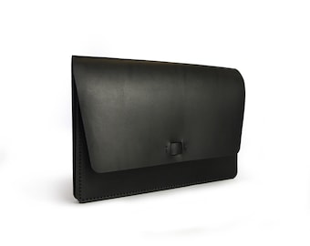 Women's all-in-one clutch & wallet, minimal design, full grain vegetable tanned leather