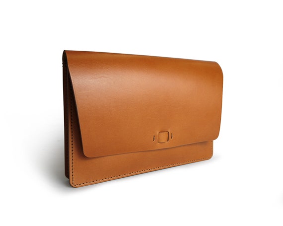 tan wallet womens