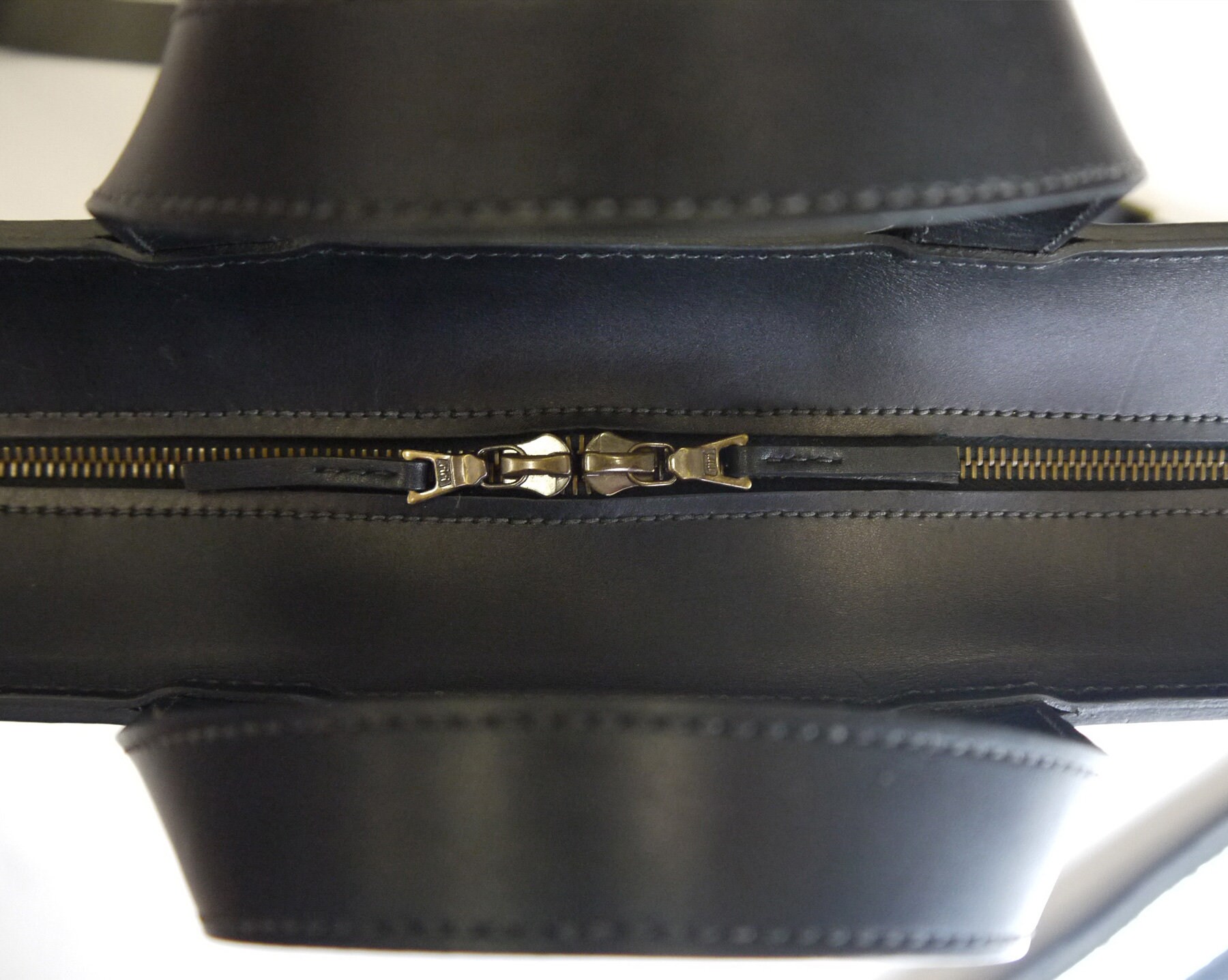 15 Minimal Zipped Laptop / Briefcase / Messenger Bag - Etsy