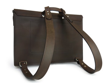 Minimal Oil-Pull 3-In-1 Backpack / Messenger Bag