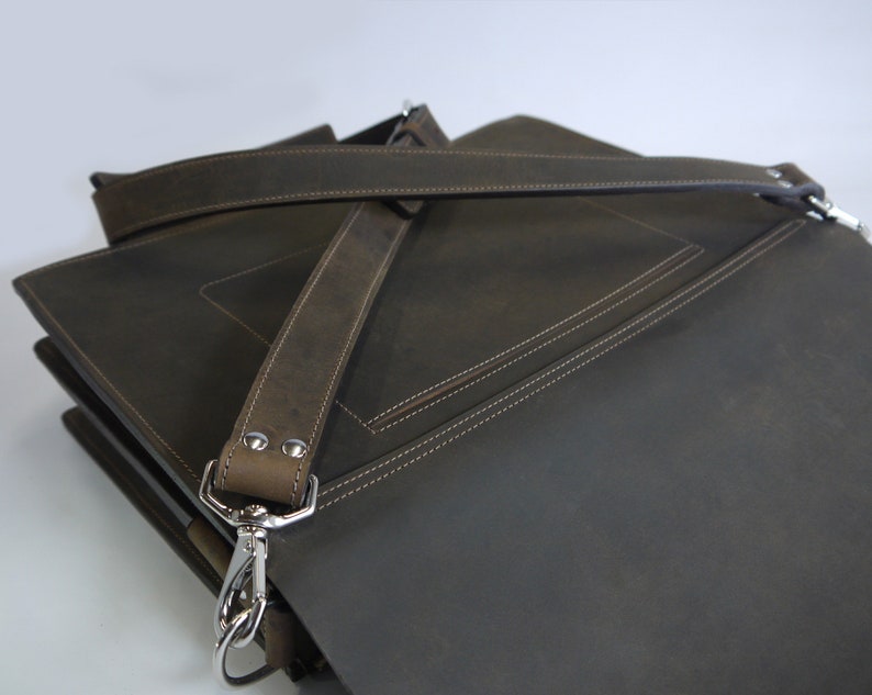 Mens Oilpull Leather Messenger Bag With Closure Etsy