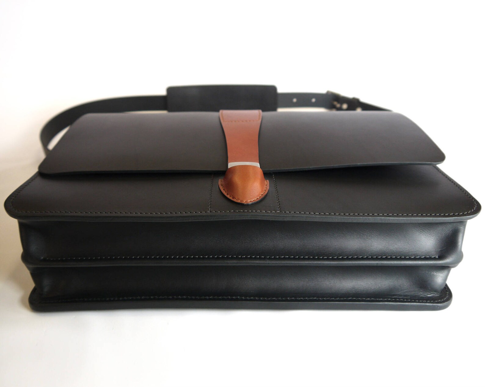 Two-tone Minimal Messenger Bag With Tuck-lock Closure Full - Etsy