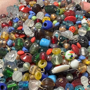EVERYTHING MIX Vintage India Glass Beads Bulk Lot 1/2–4 lb Options - Assorted Shapes Sizes Colors - Jewelry Making NOS Craft Supplies image 4
