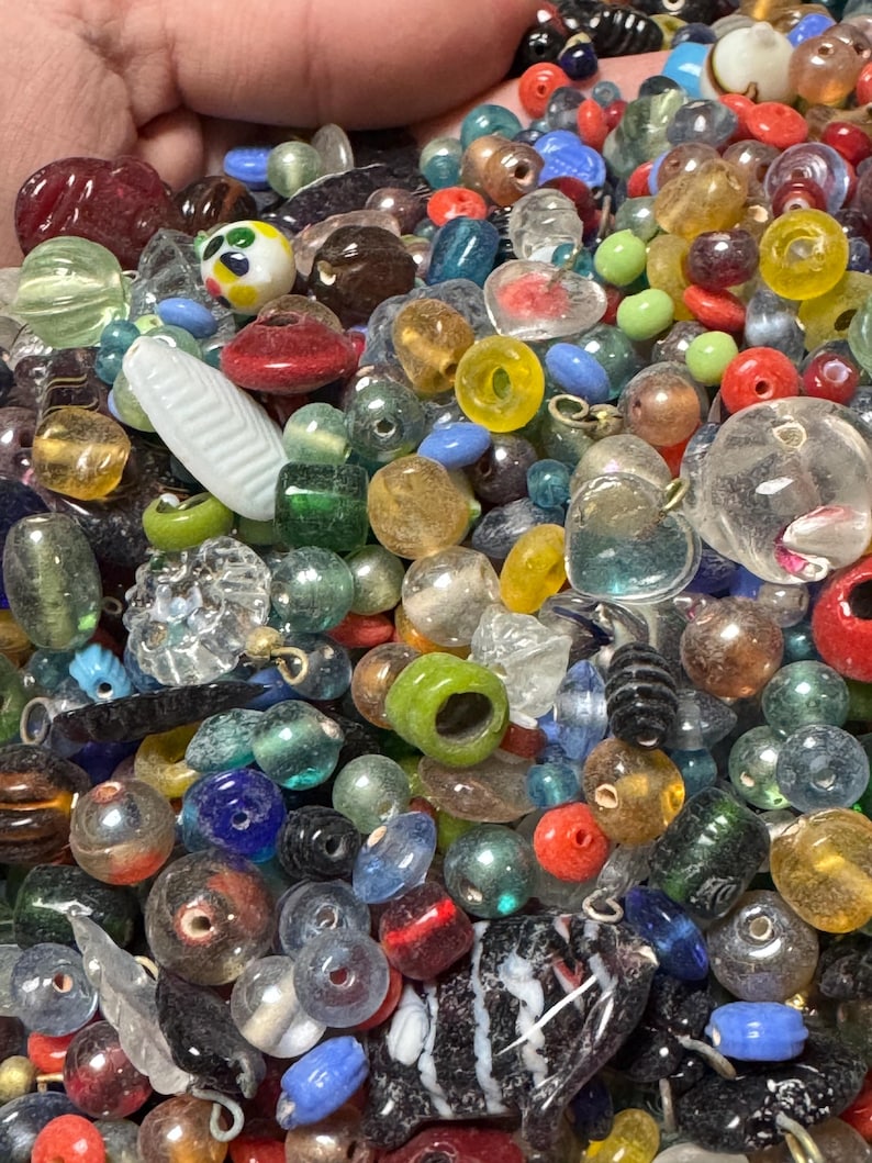 EVERYTHING MIX Vintage India Glass Beads Bulk Lot 1/2–4 lb Options - Assorted Shapes Sizes Colors - Jewelry Making NOS Craft Supplies image 3
