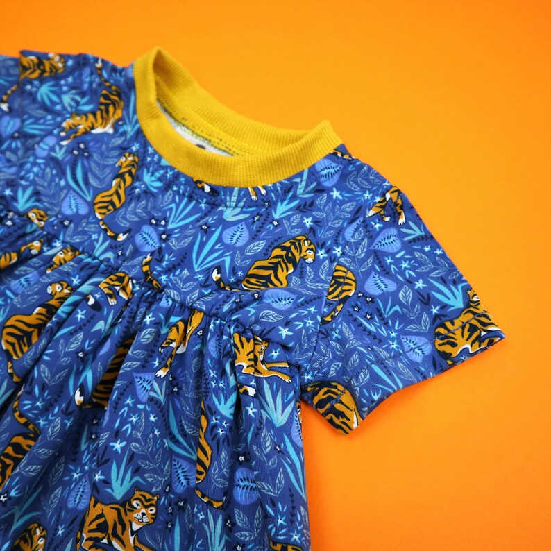 Tiger Print Children/'s Dress