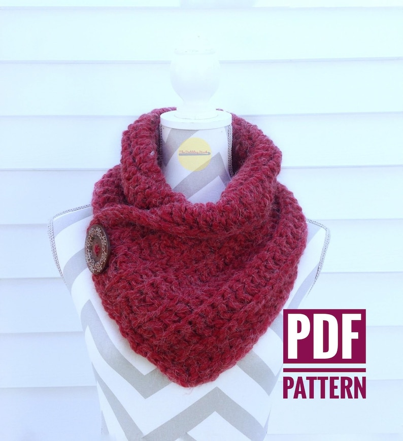 Crochet Pattern Big Button Cowl Crochet Cowl Super Chunky Neck Warmer l Fall Fashion Winter Fashion Women's Wear image 1