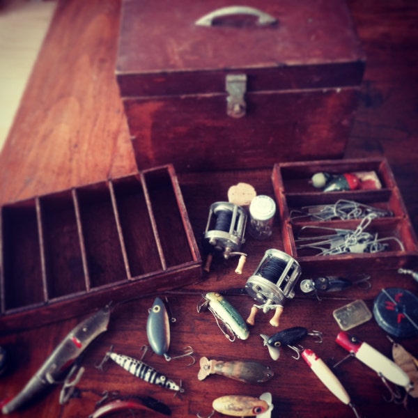 Vintage Wooden Tackle Box with Lures and two South Bend Reels