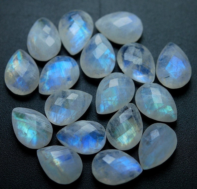20 Pcs of Extremely Beautiful,BLUE Flashy RAINBOW Moonstone Faceted Pear Shape,10x14mm Size,