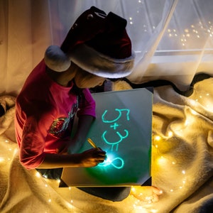 Magic Light Up Drawing Board for Kids -Ages 3 4 5 6 7 8 9 Magic Drawing  Light Pad for Kids Birthday Gifts ,with 36 LED Light Effects Glow in The  Dark