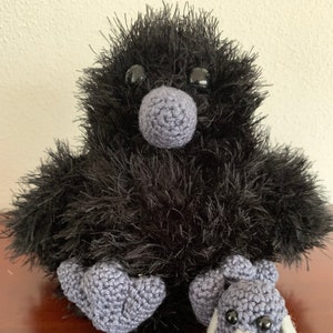 Dutch crochet pattern Raven/Crow with chick