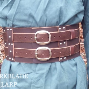 Wide Hero Belt in Heavy Leather for Larp, Cosplay, Steampunk or Warcraft Costume.