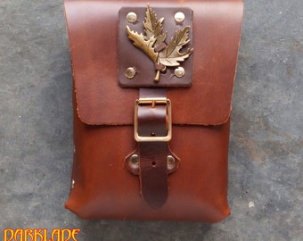 Leaf Leather Belt Pouch for Larp, Cosplay, Medieval Costume or Just Putting Stuff In