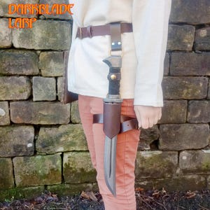 Thigh Sheath Dagger Holder Frog Part Scabbard Weapon Loop for Larp or Cosplay