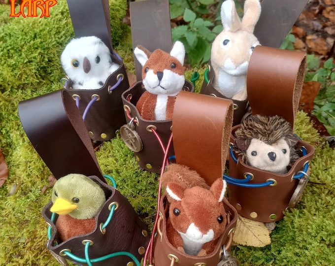 Quest Companion Plush, LARP Cosplay Soft Toy Sidekick in Pouch