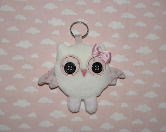 Porte clés hibou, chouette écru, rose étoiles argent, déco de sac, porte clés peluche