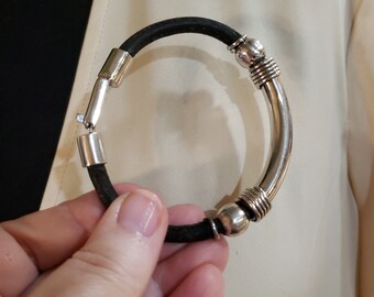 STERLING SILVER & Leather Bangle Bracelet, 7.5 STERLING SILVER & Leather Bangle Bracelet, 7.5