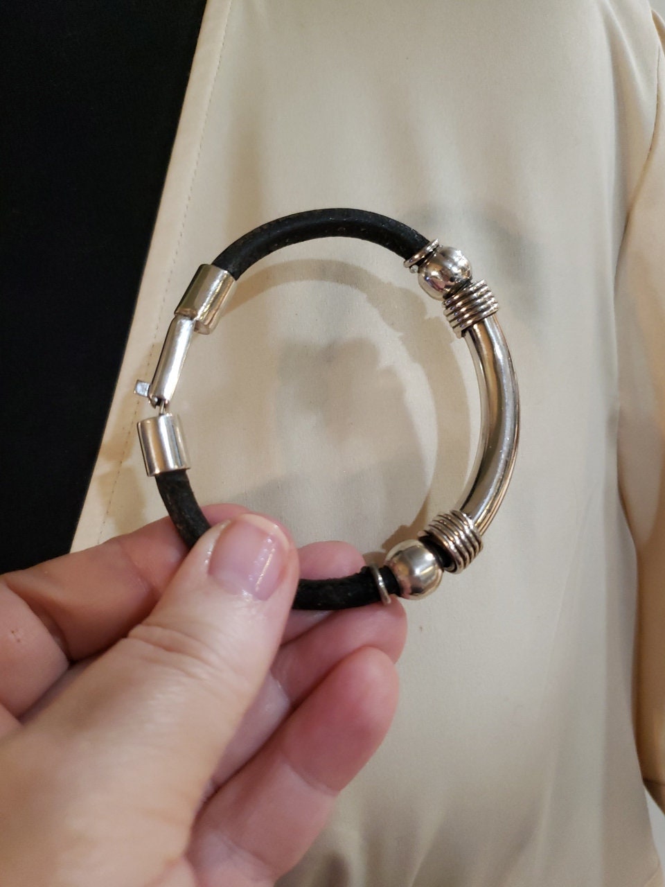 STERLING SILVER & Leather Bangle Bracelet, 7.5 STERLING SILVER & Leather Bangle Bracelet, 7.5