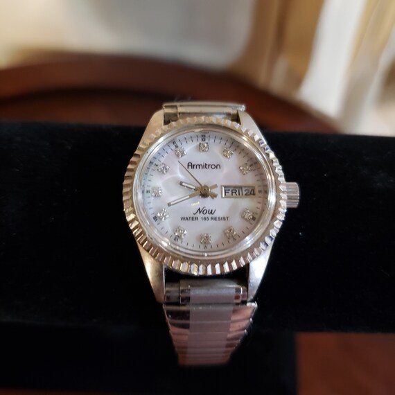 Vintage ARMITRON 25mm Womens Watch, DAY & DATE Window  display picture 1