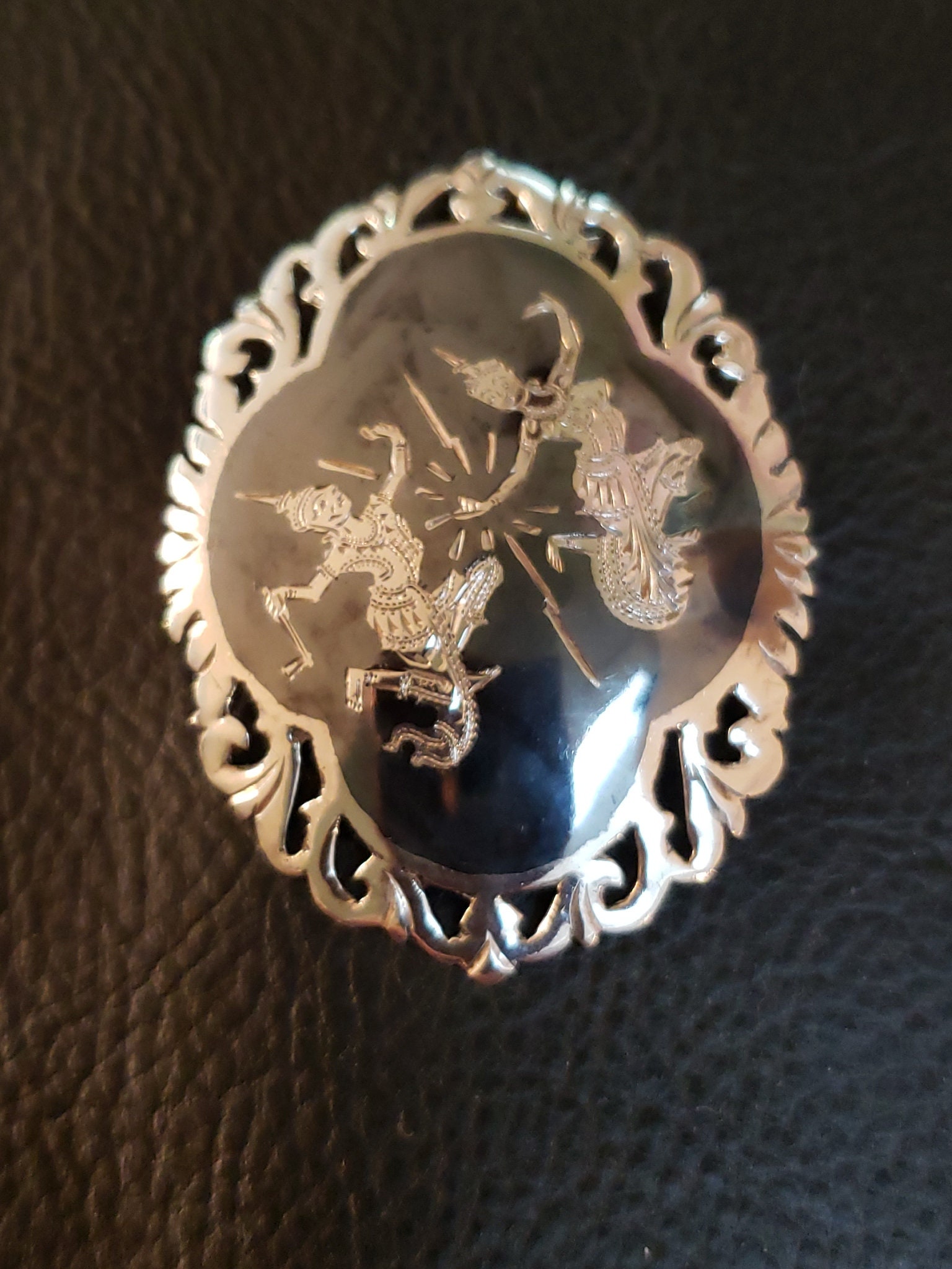 Vintage SIAM STERLING SILVER Large Oval Pin Brooch, Scrolled