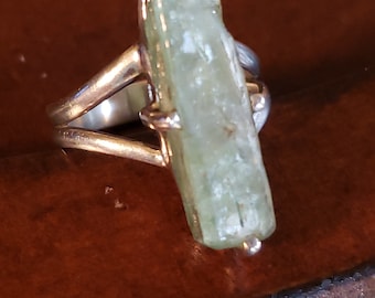 Sterling Silver GREEN KYANITE Elongated Raw Crystal Ring, Size 7.5, Completely Handcrafted