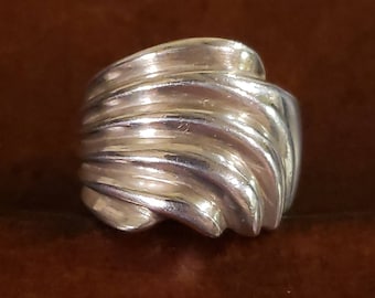 Sterling Silver MODERNIST BOLD POLISHED Wave Ring, Size 6, 8.1 Grams