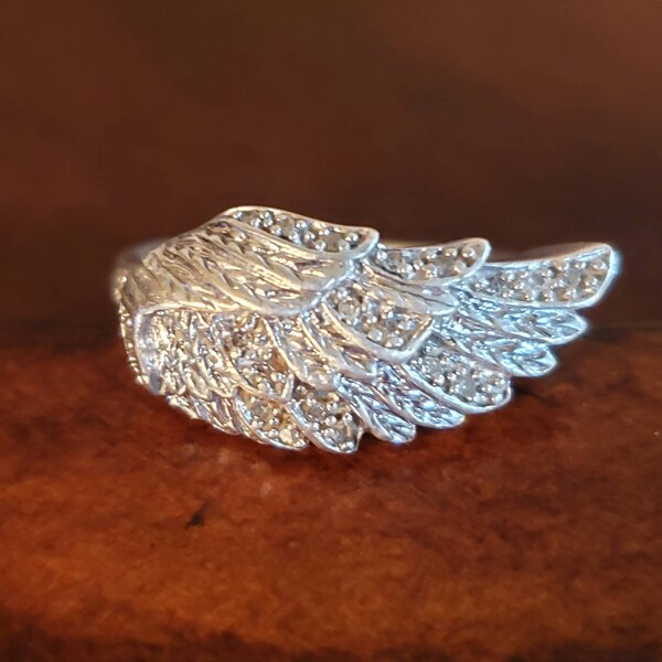 Sterling Silver DIAMOND ANGEL WING Ring, Size 9, .25 Cttw (1/4 Cttw)