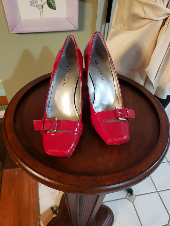 AK ANNE KLEIN Shoes, Red Patent Leather Pumps With Silver Buckles