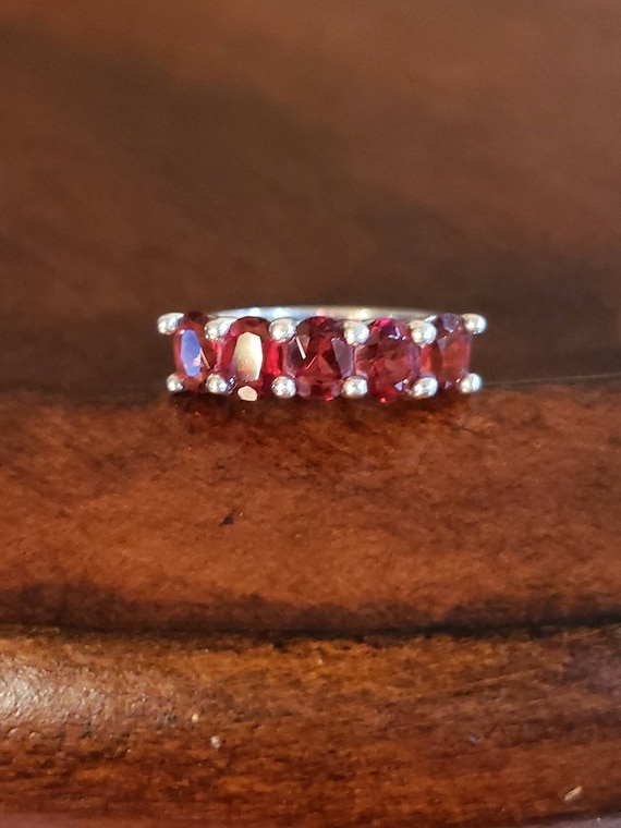 STERLING SILVER GARNET 5-Stone Band Ring, Size 6, 