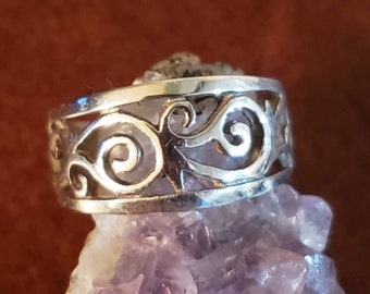 STERLING SILVER CUTOUT Swirl Filigree Band Ring, 9.8mm In Front, Size 7.25