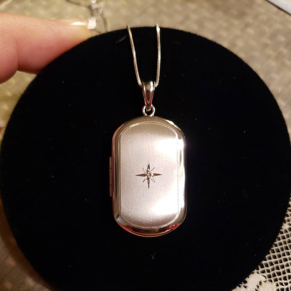 Locket with Diamond Accent Keepsake Photo or Memory Keeper Locket with Diamond Accent Keepsake Photo or Memory Keeper
