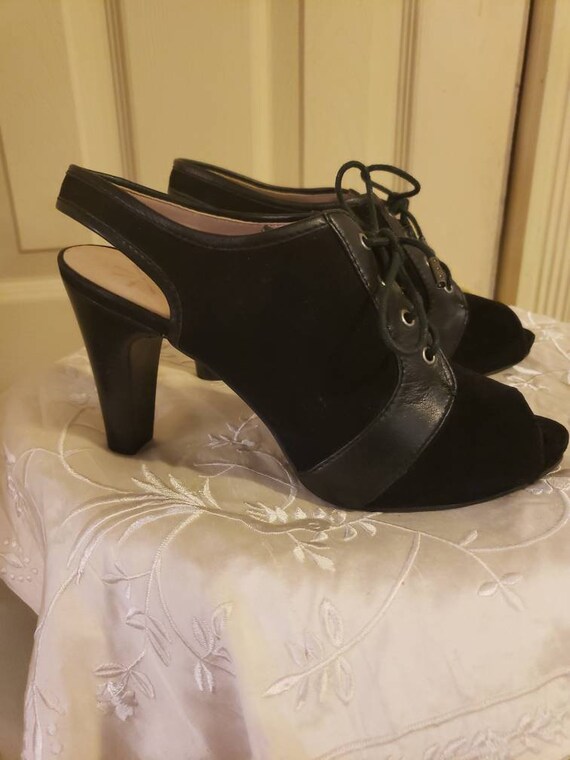 Isaac Mizrahi Black Lace-Up Open Toe Suede Shoes, Size 7M, 3\
