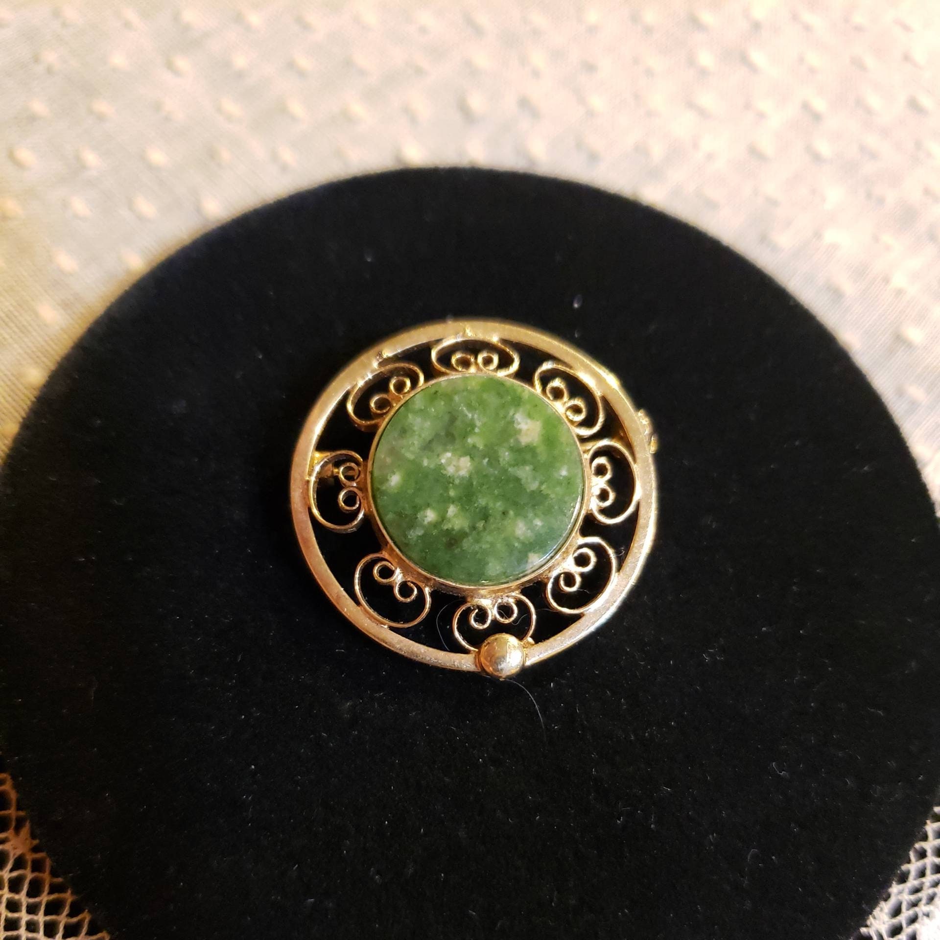 12K Yellow Gold Filled NEPHRITE JADE Pin Brooch 27mm Round Etsy