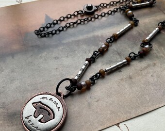 Collar de Mamá Osa, Collar Artesanal, Collar En el Bosque, Collar Rústico, Collar,