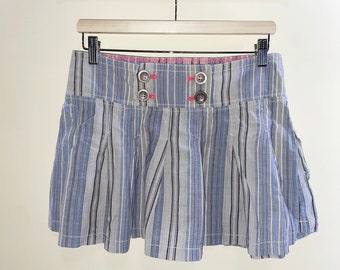 Striped Mini Skirt | blue cotton pleated | medium to large | 32 inches | Y2K vintage