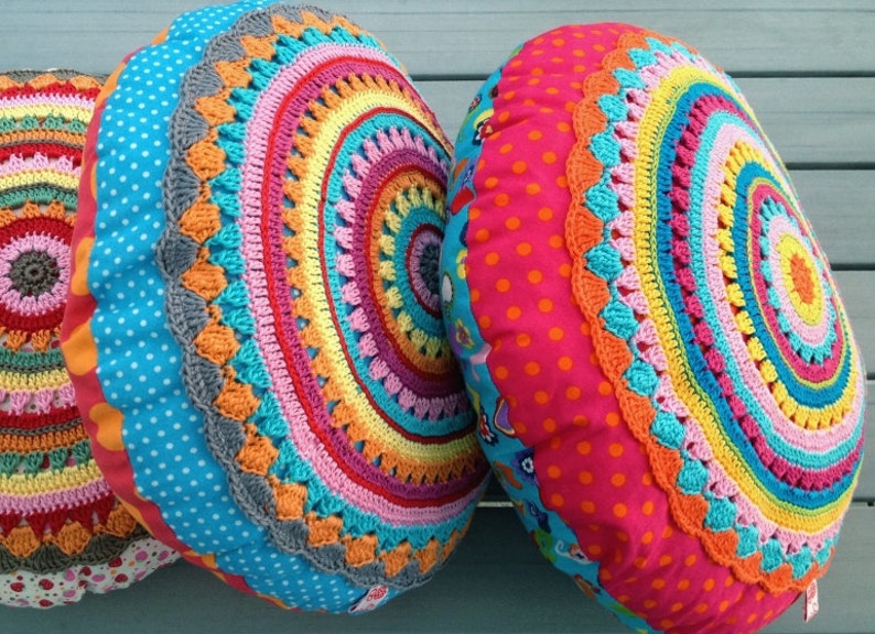 Crochet Pattern Round Cushion SUNRISE, Cushion With Crochet Application, incl. Sewing instructions PDF US terms image 2