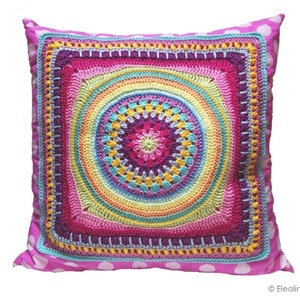 Crochet pattern cushion with big granny square decorative pillow square decor pillow with crochet application, PDF US terms download image 2