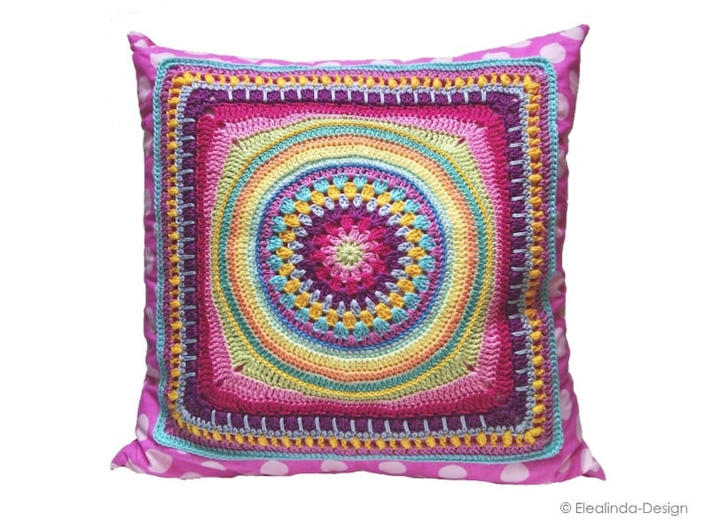 Crochet pattern cushion with big granny square decorative pillow square decor pillow with crochet application, PDF US terms download image 2