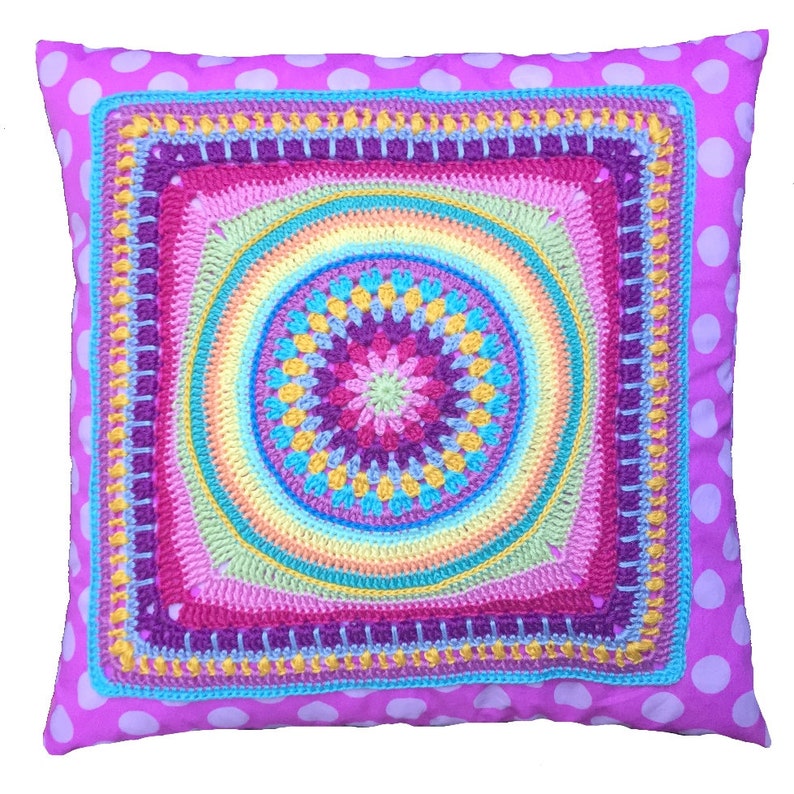 Crochet pattern cushion with big granny square decorative pillow square decor pillow with crochet application, PDF US terms download image 7