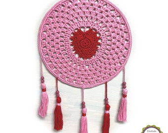 Traumfänger gehäkelt mit Herz Motiv, Dreamcatcher Herz, Dekoration für Kinderzimmer, Schlafzimmer Deko, Liebe Wohndeko, Durchmesser 20 cm