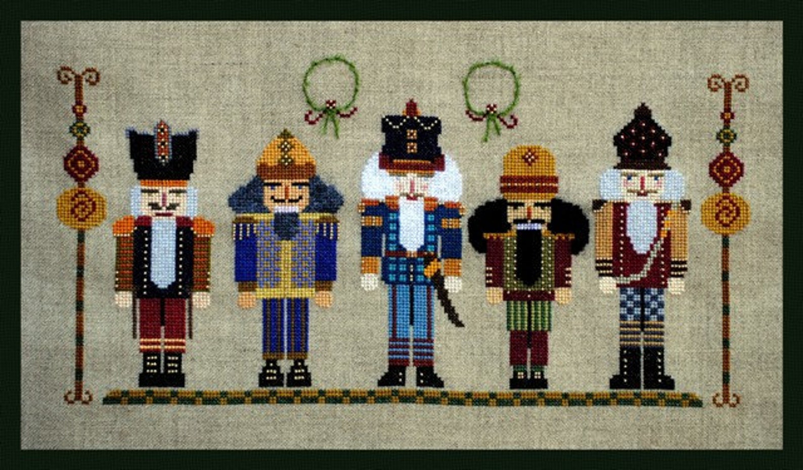 Схемы вышивки щелкунчика. Щелкунчик схема вышивки крестом батончик. Щелкунчик вышивка крестом схема. Набор для вышивания щелкунчик. Перунов цвет вышивка схема щелкунчик.
