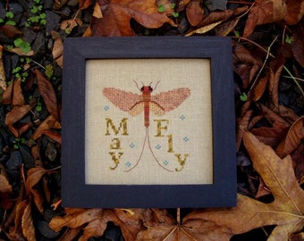 Patrón de descarga instantánea de punto de cruz "Mayfly" Tabla de bordado contado. Diseño caprichoso de Wings Spring. Gráficos y diseños turquesas.