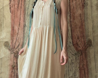 1920's Ivory Silk Jaquard Dress || Rare Wood Grain and Striped Flapper Dress || Drop Waist Loose Fit || Sleeveless ||  Small || Medium