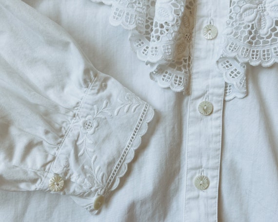 Embroidered Ruffle Dirndl Blouse || Austrian Eyel… - image 8