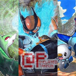 Peut inclure: Une illustration numérique de trois personnages Pokémon. Le premier personnage est un Pokémon vert et blanc avec un long cou et une grosse tête feuillue. Le deuxième personnage est un Pokémon brun et orange avec une grosse tête noire et un corps bleu et noir. Le troisième personnage est un Pokémon bleu et blanc avec une longue corne jaune et une barbe blanche. L'illustration est dessinée dans un style cartoon et présente une palette de couleurs vives.
