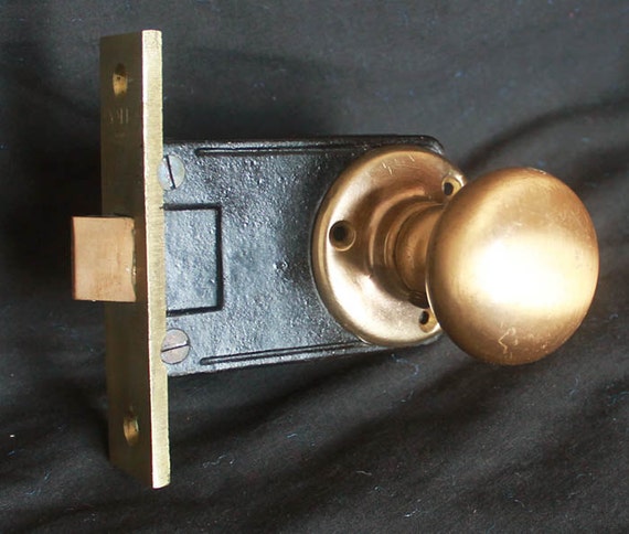 Vintage NOS Cabinet Cupboard Door Window Latch Lock Turn Handle Brass and Steel