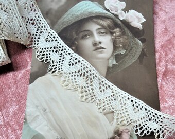 HERMOSO adorno de algodón de encaje antiguo, patrón victoriano intrincado, para muñecas, vestidos de bautizo, novia, costura de reliquias, textiles, encaje coleccionable