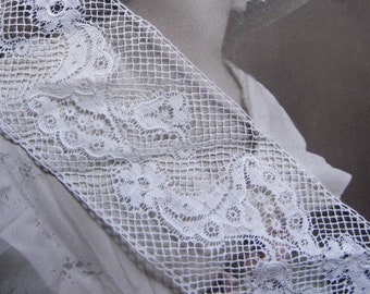 BEAUTIFUL Antique French Lace Cotton Trim,Intricate Pattern,For Dolls,Christening Gowns,Bridal Wedding Lace Heirloom Sewing,Collectible Lace