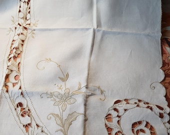 GORGEOUS Vintage Madeira Linen Tablecloth,  UNIQUE Pattern ,Cutwork and Hand Embroidered, Tea Tablecloth, Table Topper ,Collectible Linens