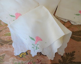 BEAUTIFUL 30s Napkins Set,Madeira Cream and Pink Embroidered and Applique Napkins,Fine Linen,Marghab Style, Farmhouse,French Country Linens