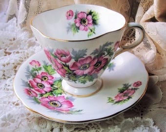 CHEERFUL Teacup and Saucer,WINDSOR English Bone China,Sweet PINK Flowers,Vintage Cup and Saucer, Bridal Luncheons Showers Tea Parties,Gifts